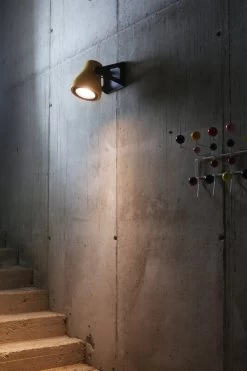 Martinelli Luce Frog Outdoor Wandleuchte, Gelb 7 Martinelli Luce Frog Outdoor Wandleuchte, Gelb -Urban Im Freien 20210611102731 9c5d1f40 me