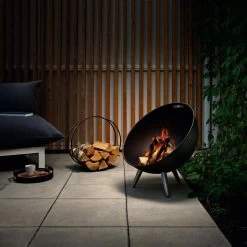 Eva Solo FireGlobe Brennholzhalter -Urban Im Freien 571115 571099 FireGlobe log holder rgb