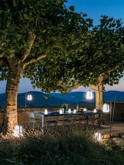 Leuchte Balad 12 Cm, 3er-Set, Muskatnuss 9 Leuchte Balad 12 Cm, 3er-Set, Muskatnuss -Urban Im Freien BALAD RIBAMBELLE GRIS ORAGE VIGNES ALBUM2019 JEROME GALLAND