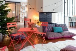 Bistro Metal Stuhl, 2 Stück, Mohnrot -Urban Im Freien BISTRO ENVIE D AILLEURS CAPUCINE INDOOR2018 VISUEL2018 CLAIRE CURT