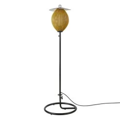 Gubi Satellite Outdoor Stehleuchte, Schwarz - Senfgold 13 Gubi Satellite Outdoor Stehleuchte, Schwarz - Senfgold -Urban Im Freien Gubi 2023 SDE Satelite Floor Lamp 2 Mustard Gold Semi Matt