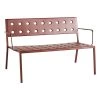 Hay Balcony Loungebank Mit Armlehne, 121,5 x 69 cm, Eisenrot -Urban Im Freien HAY Balcony Lounge Bench w arm iron red powder coated steel