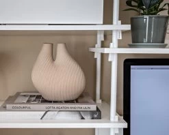 Hay Botanical Family Blumentopf Mit Untersetzer, M, Salbeigrün -Urban Im Freien Home Office Design Stories x My Full House 5