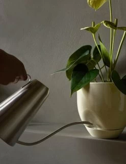 Menu Hydrous Gießkanne, Stahl 13 Menu Hydrous Gießkanne, Stahl -Urban Im Freien MENU Hydrous Planter Hydrous Watering Can