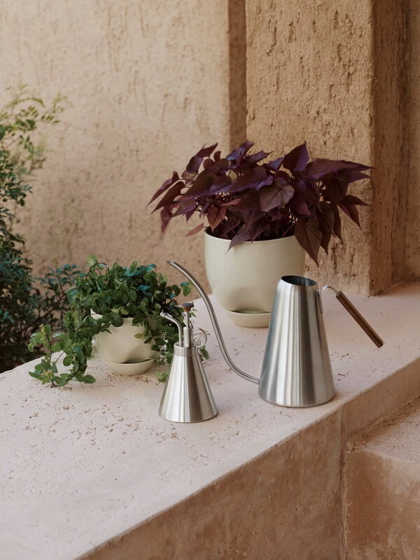 Menu Hydrous Gießkanne, Stahl 5 Menu Hydrous Gießkanne, Stahl – Bild 3