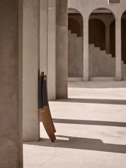 MG501 Cuba Outdoor-Loungesessel, Teakholz – Graphitgrau 1402 -Urban Im Freien MG501 teak oil anthracite folded