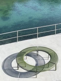 Hay Palissade Park Bank, Olivgrün -Urban Im Freien Palissade Park Bench olive