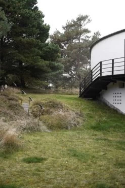 Louis Poulsen AJ Garden Wegeleuchte, Lang, 3000 K, Fußplatte Mit Adapter -Urban Im Freien SS23 AJ Garden Tall 4 10011role 1