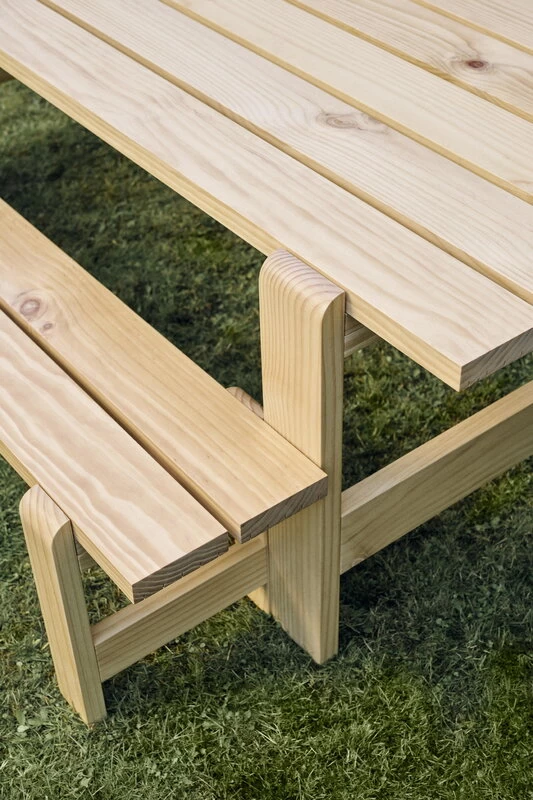 Hay Weekday Bank, 111 x 23 cm, Lackiertes Kiefernholz 5 Hay Weekday Bank, 111 x 23 cm, Lackiertes Kiefernholz – Bild 3