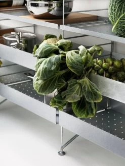 String Outdoor Regal, 58 X 30 Cm, Hoch, Verzinkt -Urban Im Freien inspiration string system kitchen metal galvanized upclose 2 portrait